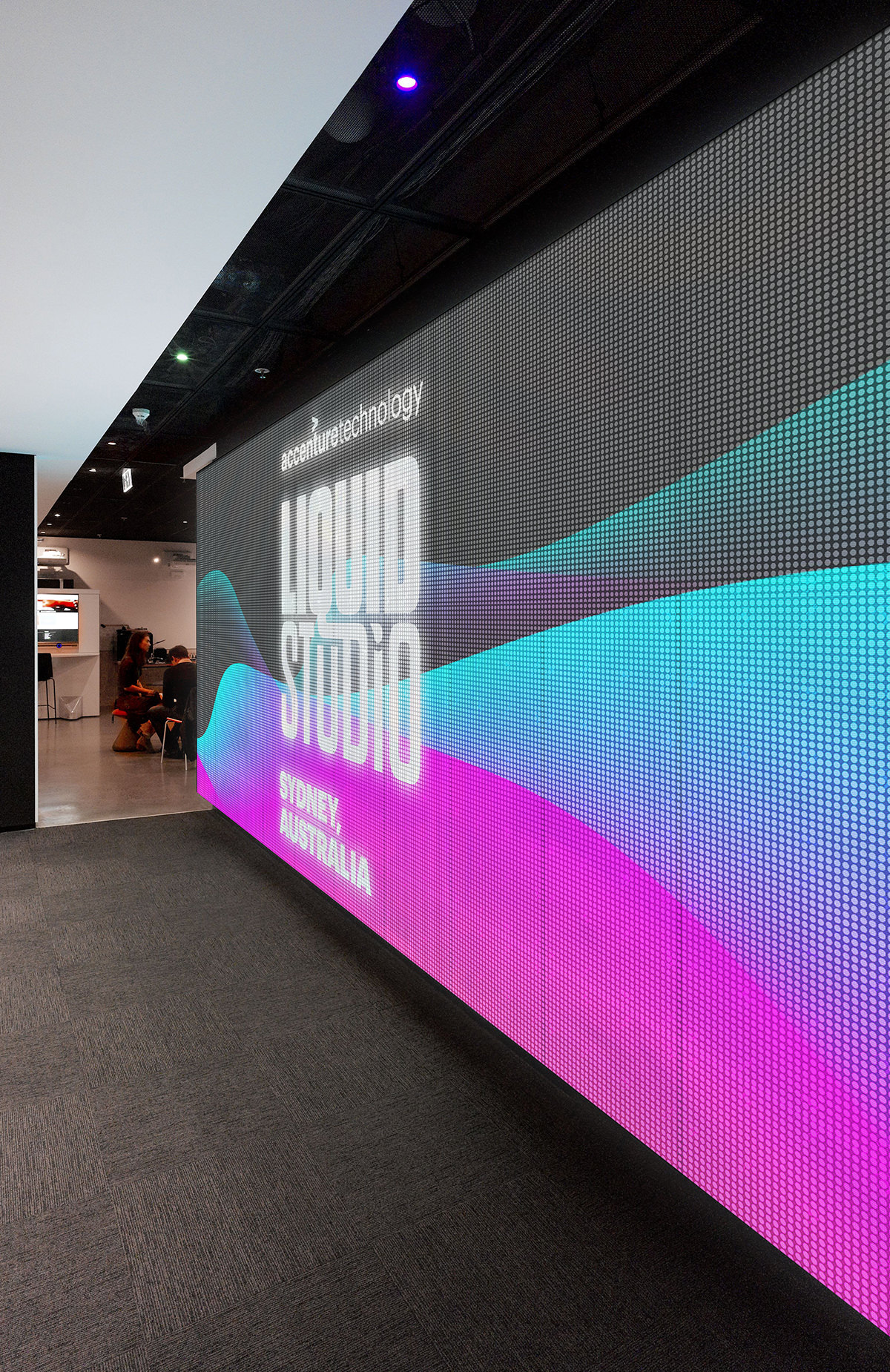 LiquidStudio_2UP MEDIA BLOCK 1200x1840 A