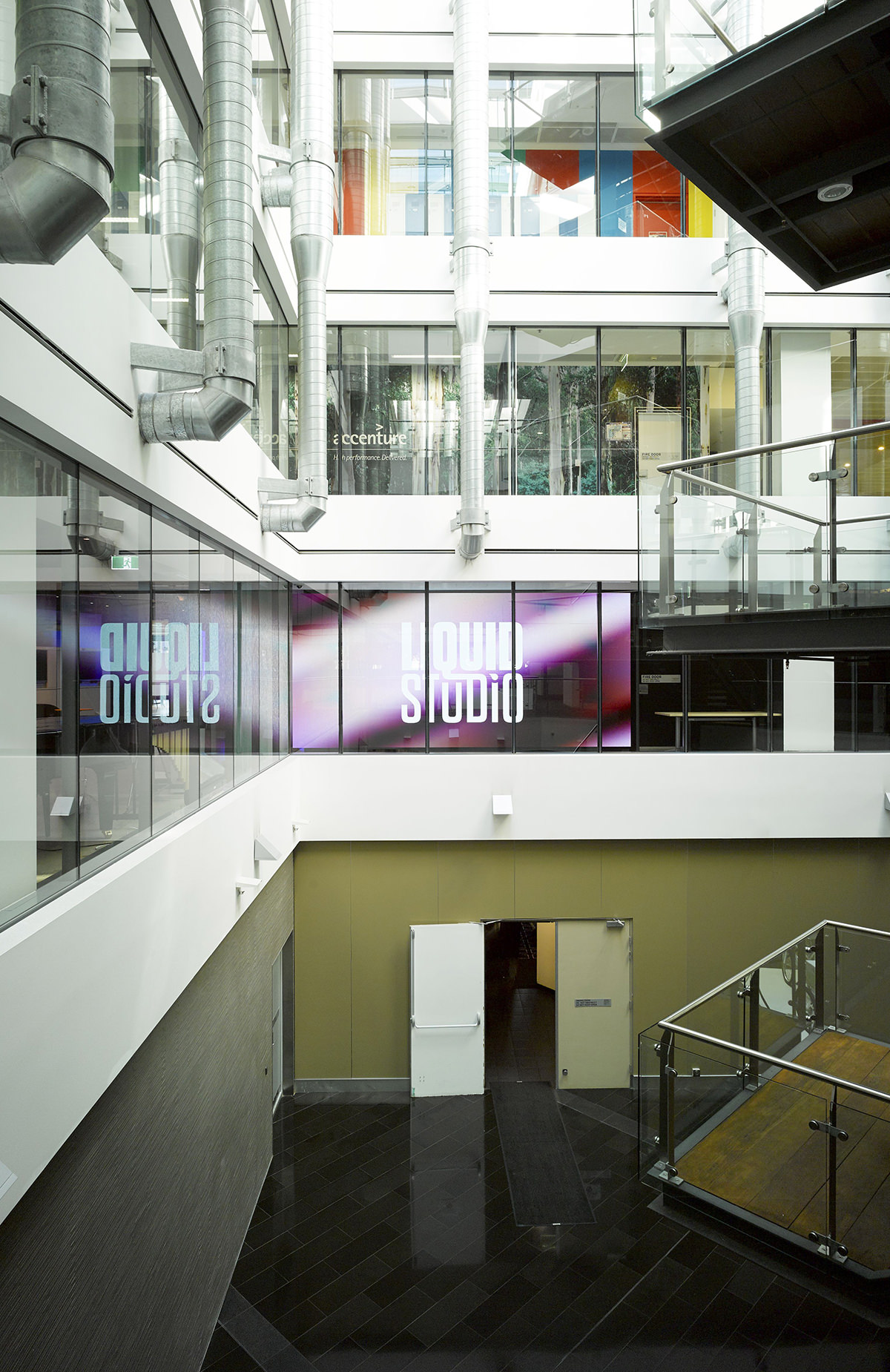 LiquidStudio_2UP MEDIA BLOCK 1200x1840 B